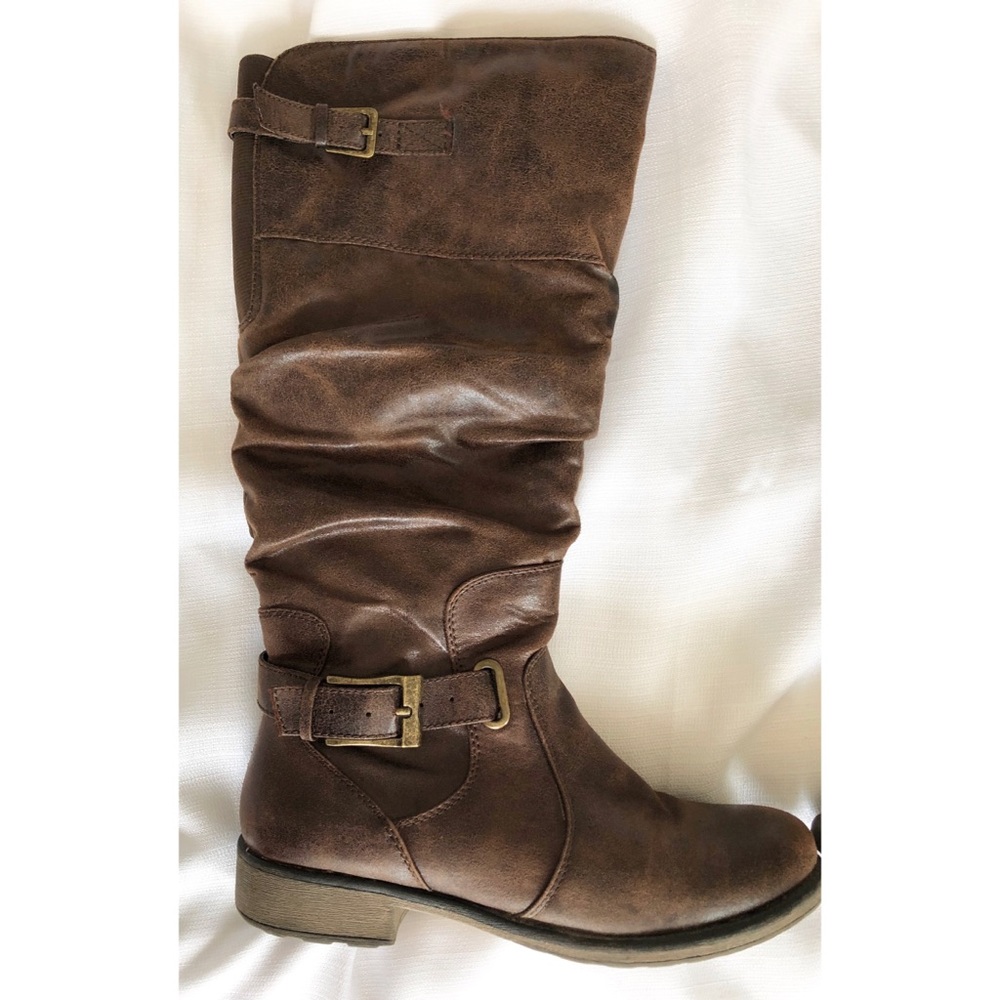 Brown boots
